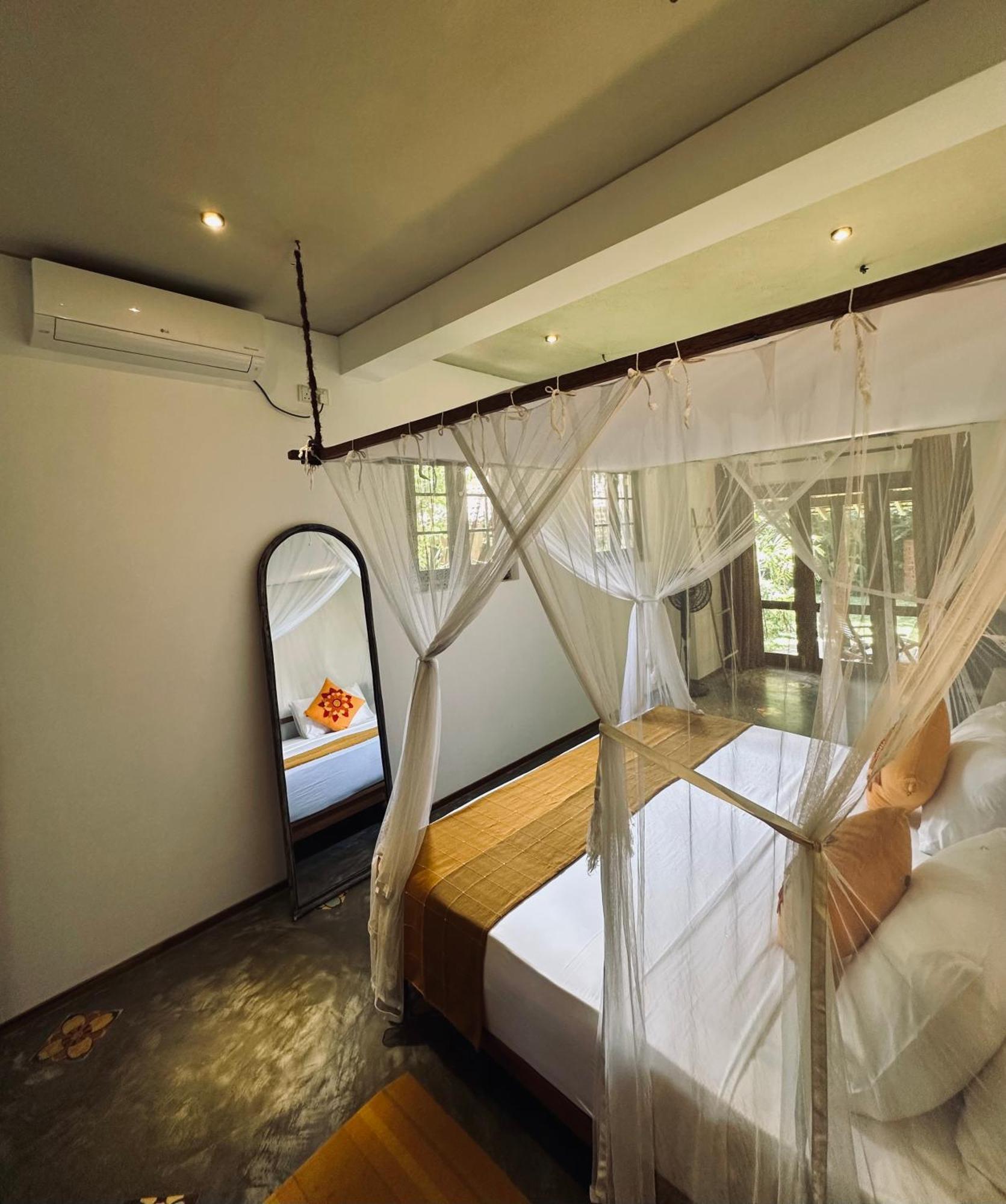 Dunes Unawatuna Hotel Ngoại thất bức ảnh
